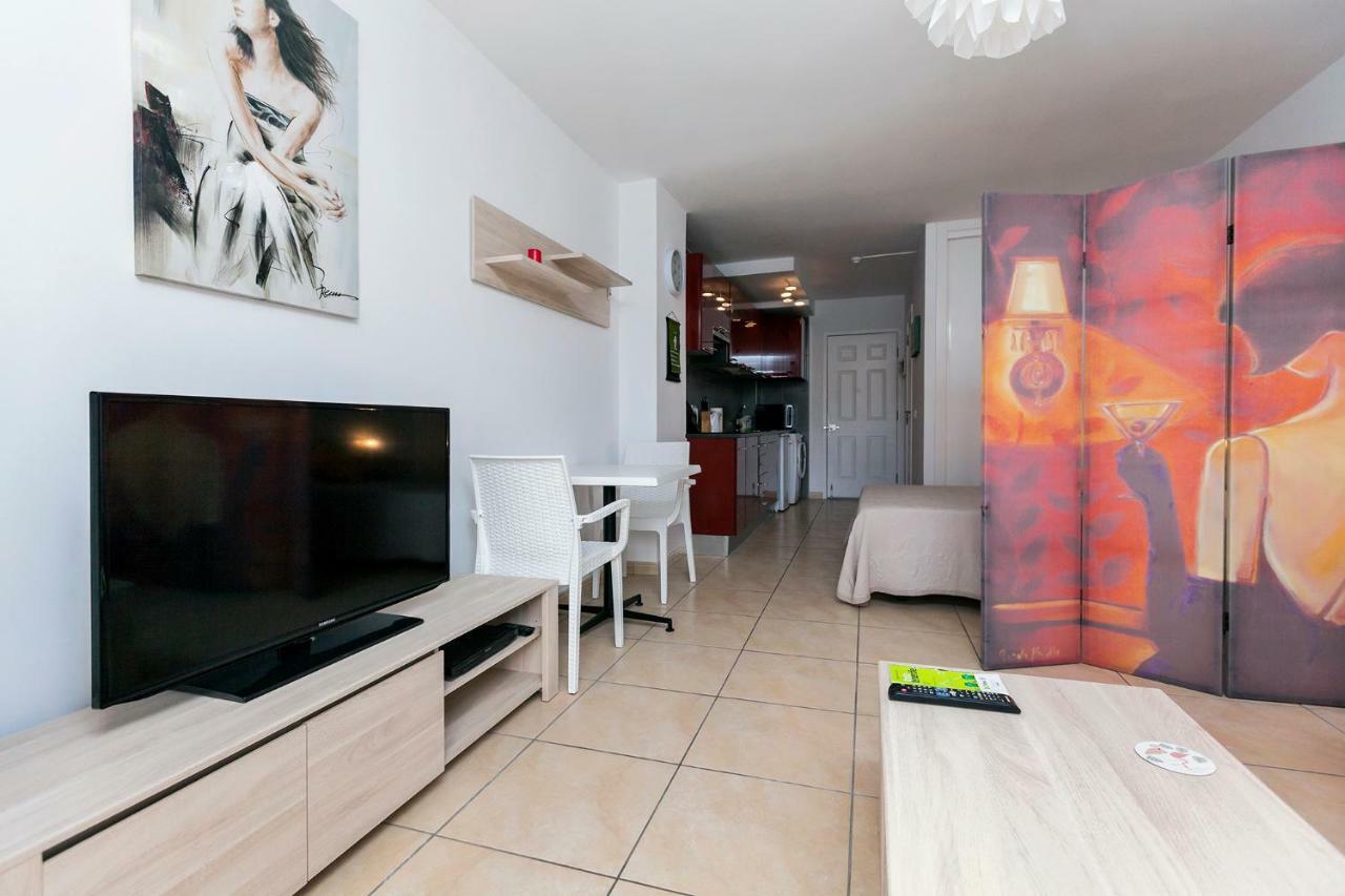 Popular Complex Apartment Лос Кристианос Екстериор снимка
