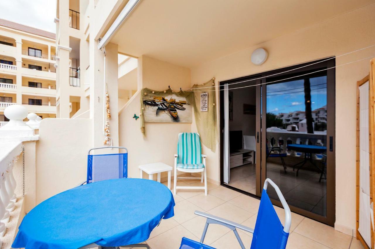 Popular Complex Apartment Лос Кристианос Екстериор снимка